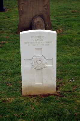 Private Emerys Grave March 1917